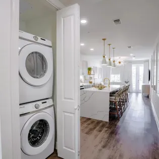 10 designer gulf place condo 101 laundry area