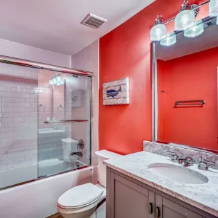 13 flamingo key 91 primary bathroom2