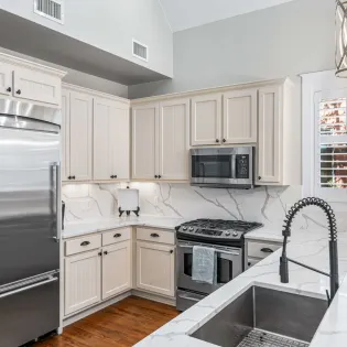 3.1 sandpiper cottage 129 kitchen