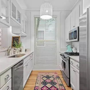 3.1 southern charm 106 kitchen