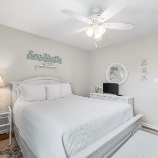 6.1 serenity inlet beach 132 primary bedroom1