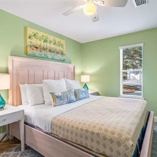 8 flamingo key 91 primary bedroom3