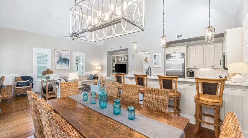 4 sandpiper cottage 129 dining area