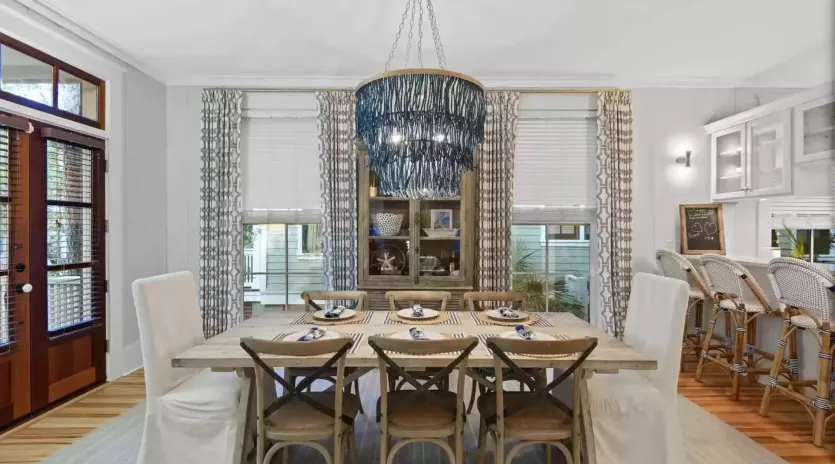 4 southern charm 106 dining room